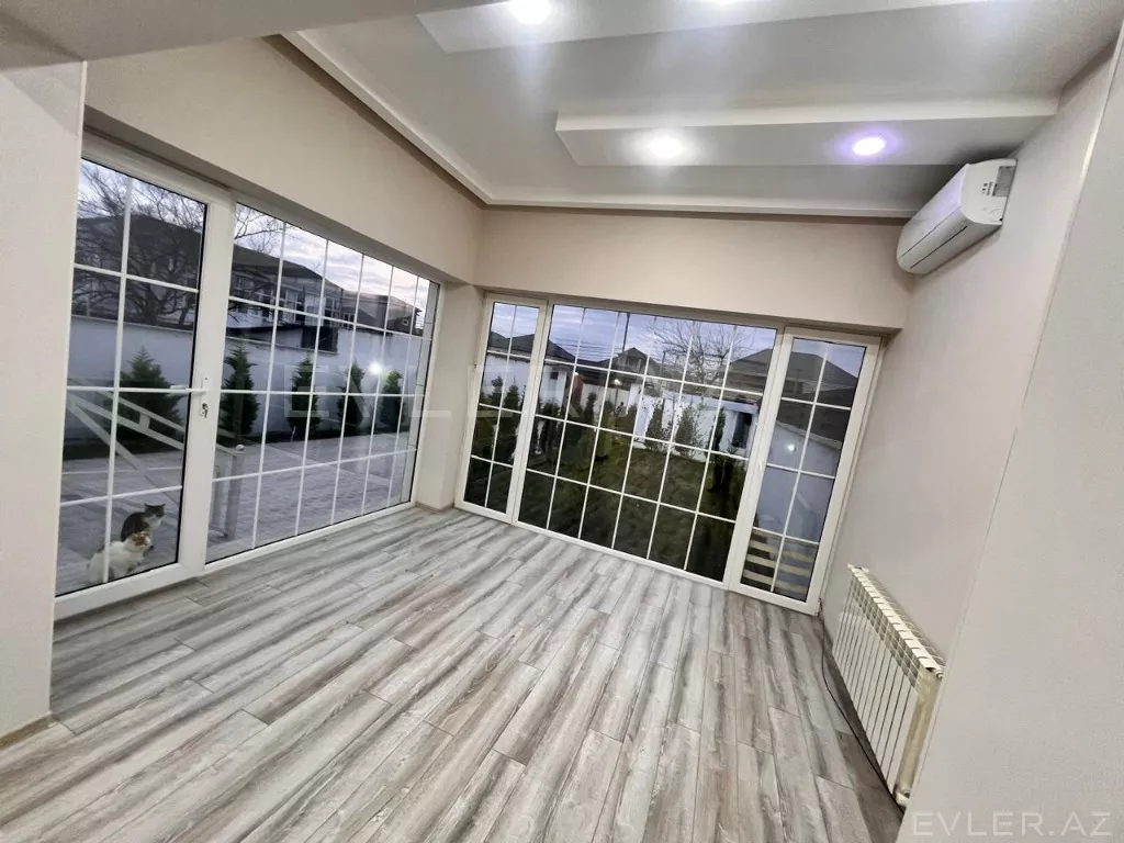 Satılır, həyət evi/villa