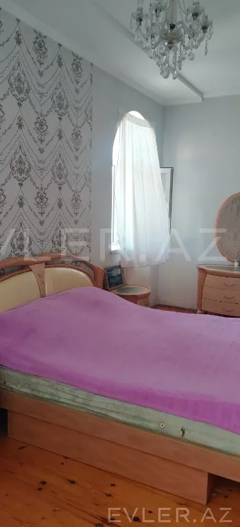 Satılır, həyət evi/villa