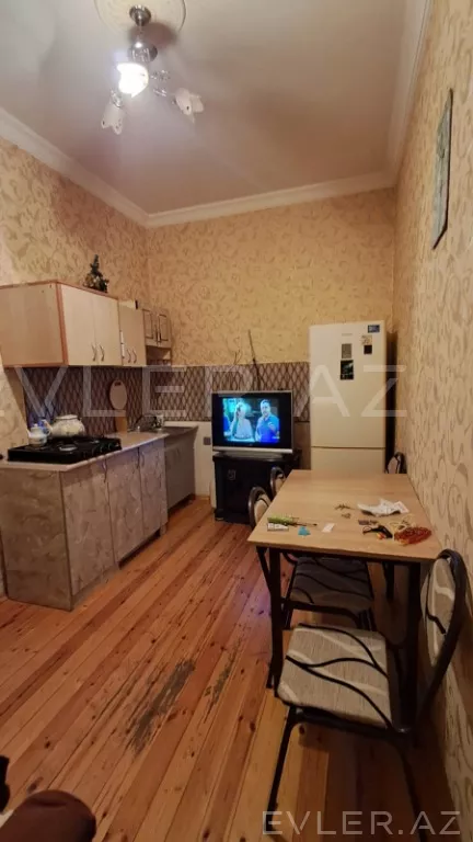 Aylıq, həyət evi/villa