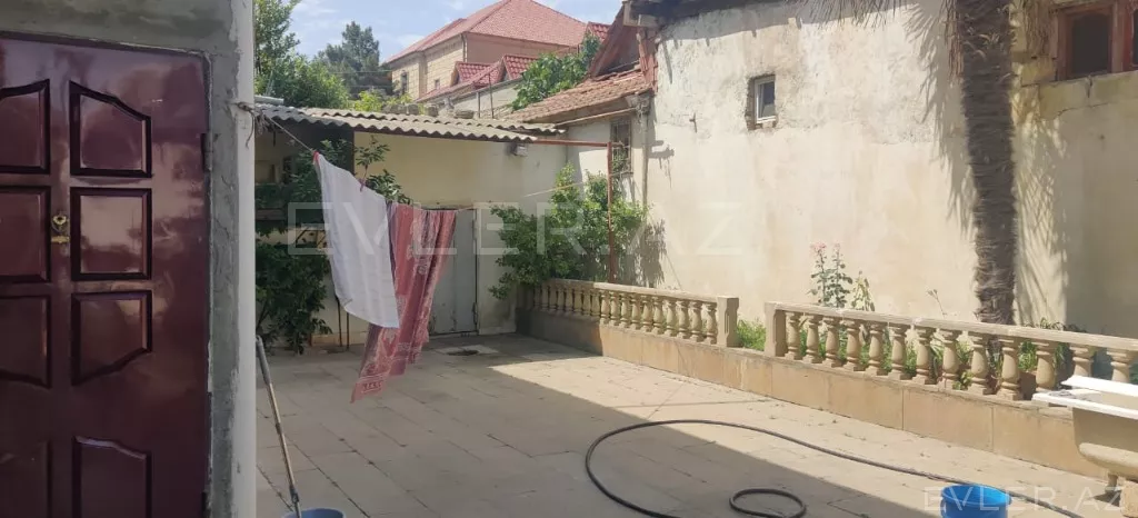 Satılır, həyət evi/villa