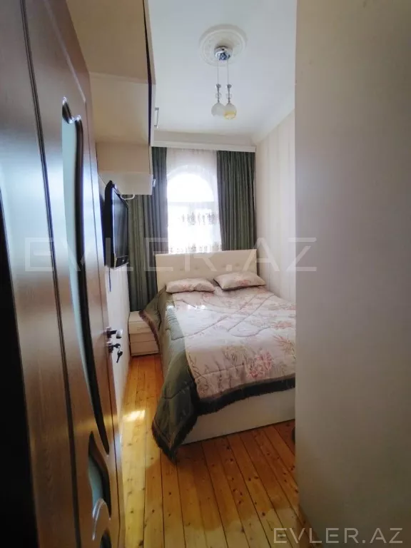 Satılır, həyət evi/villa