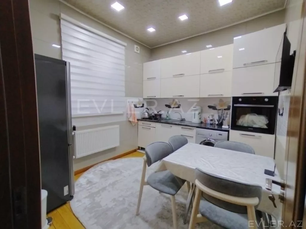 Satılır, həyət evi/villa