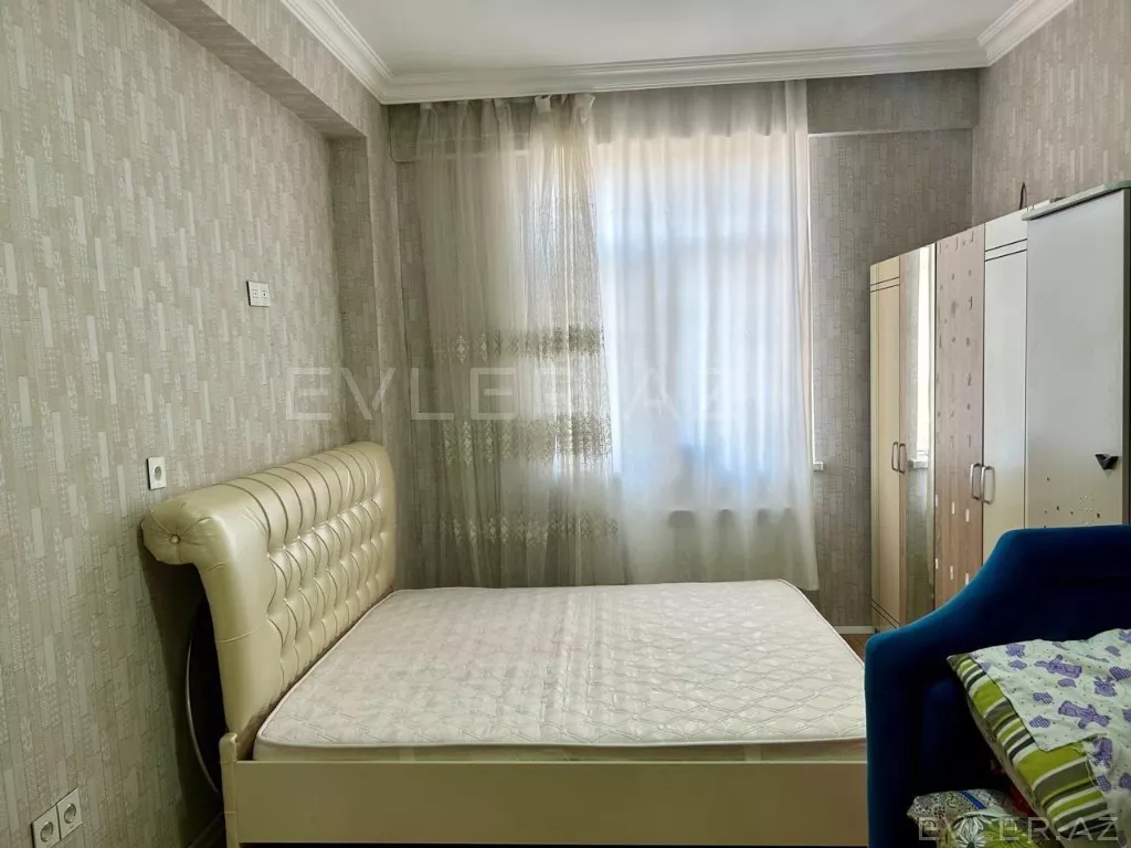 Satılır, yeni tikili