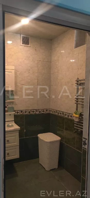 Satılır, həyət evi/villa
