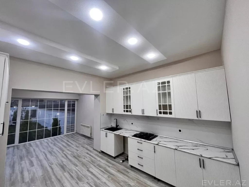 Satılır, həyət evi/villa