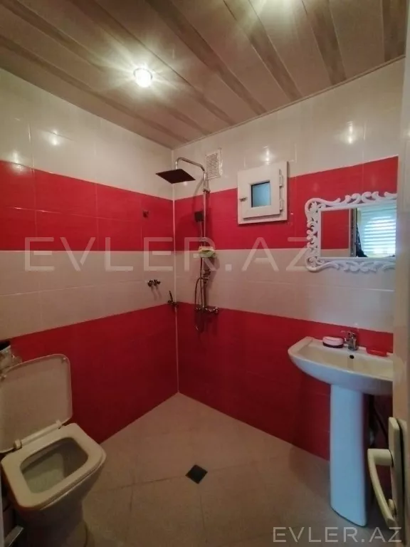 Satılır, həyət evi/villa