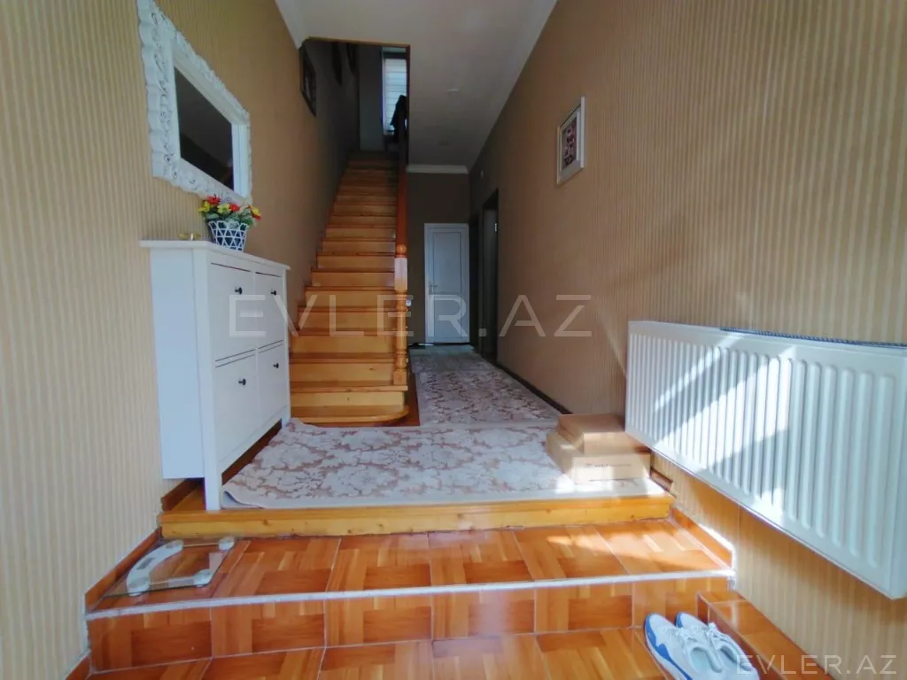 Satılır, həyət evi/villa