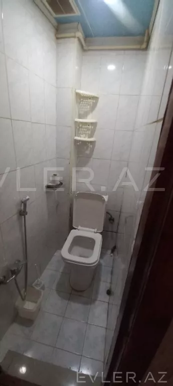 Aylıq, köhnə tikili