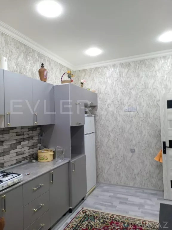 Satılır, həyət evi/villa