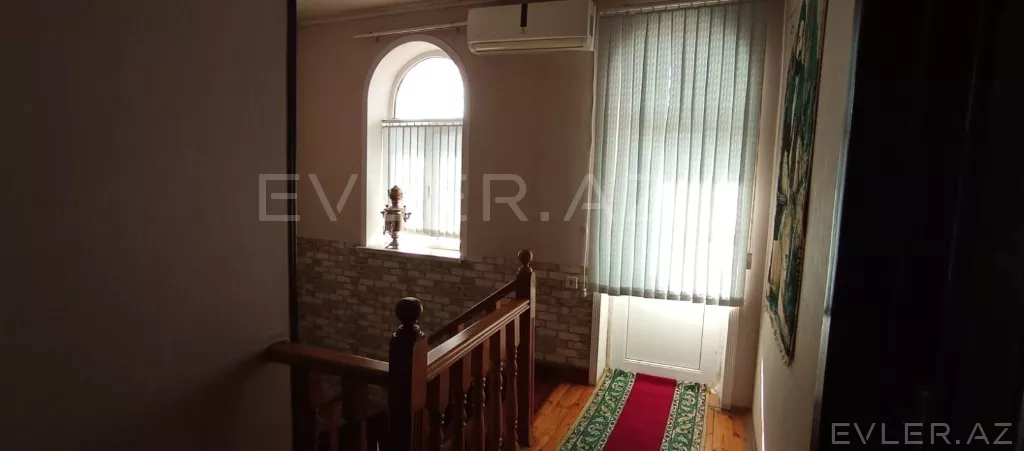 Satılır, həyət evi/villa