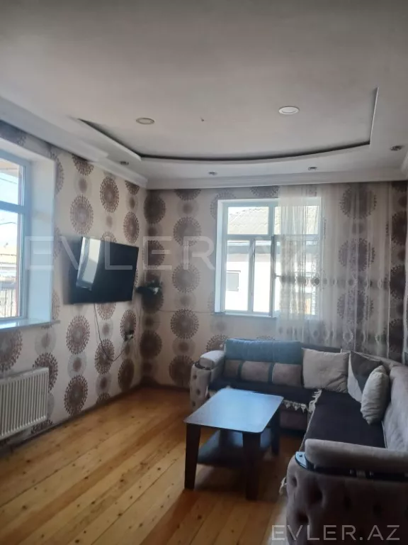 Satılır, həyət evi/villa