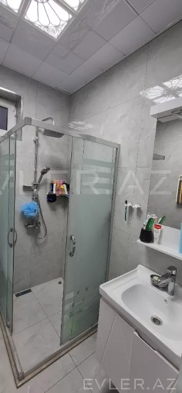 Satılır, həyət evi/villa