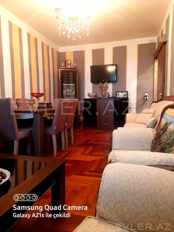 Satılır, köhnə tikili