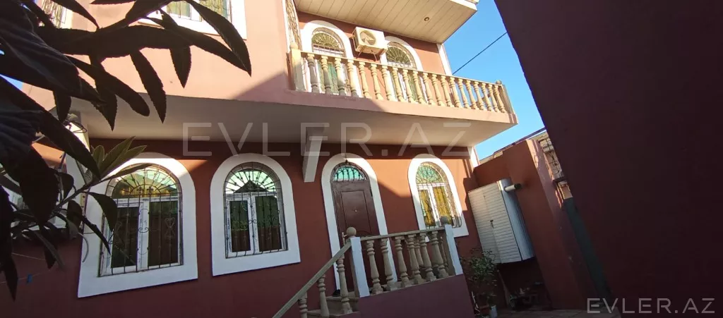 Satılır, həyət evi/villa