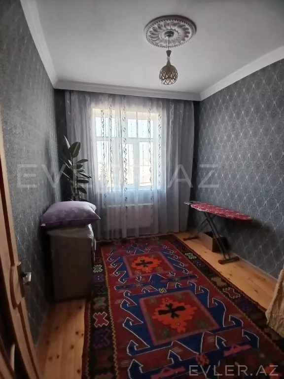 Satılır, həyət evi/villa