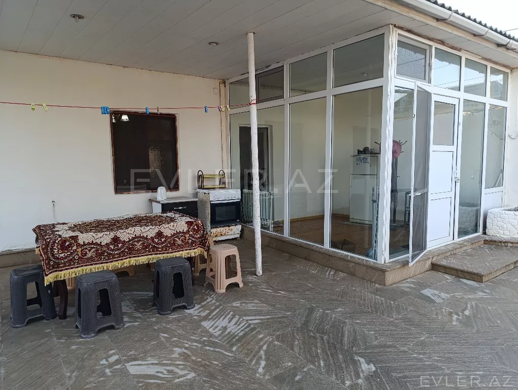 Aylıq, həyət evi/villa