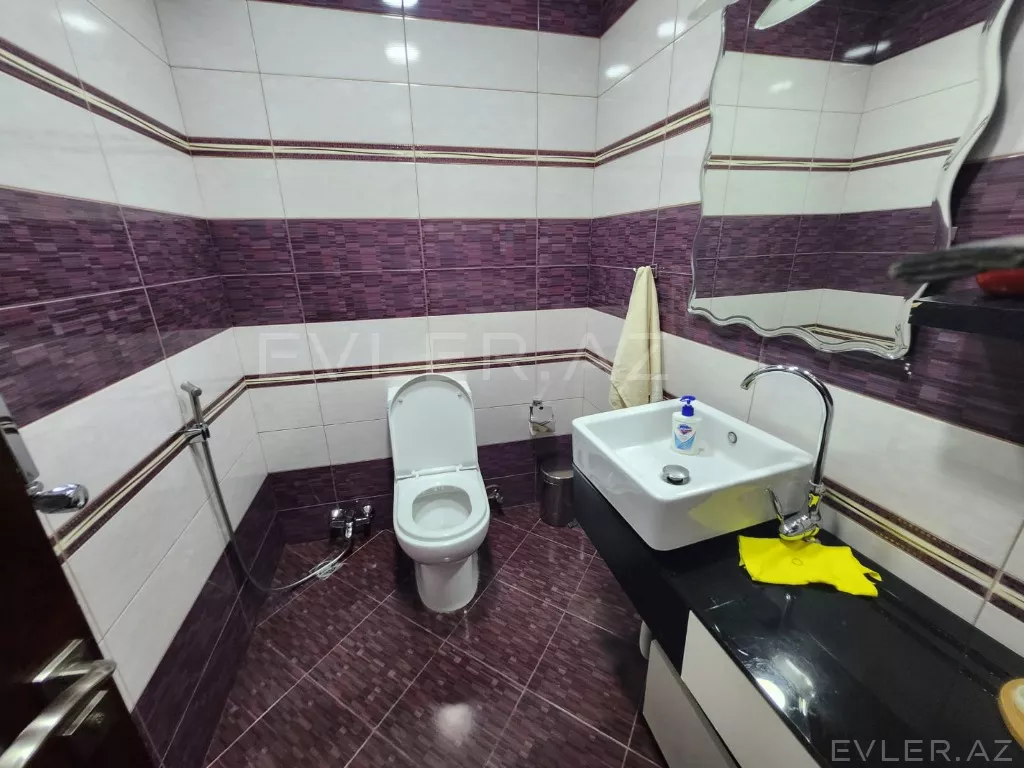 Satılır, həyət evi/villa