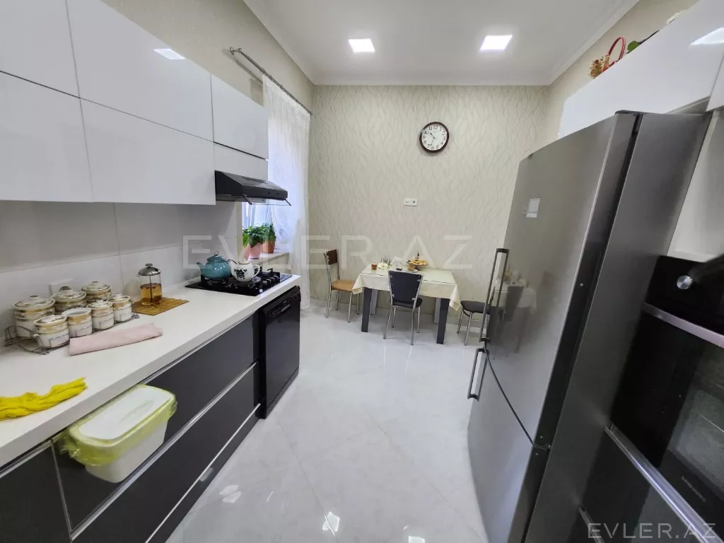 Satılır, həyət evi/villa