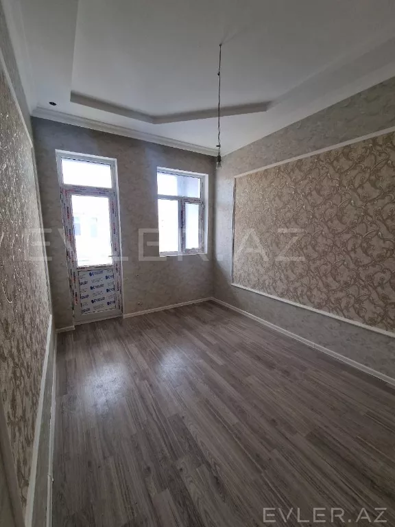 Satılır, həyət evi/villa