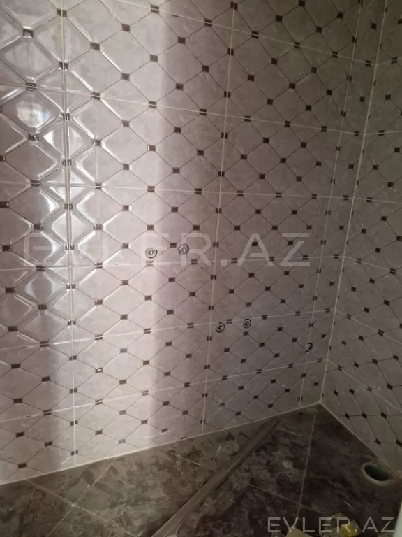 Satılır, həyət evi/villa
