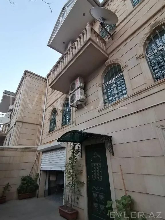 Satılır, həyət evi/villa