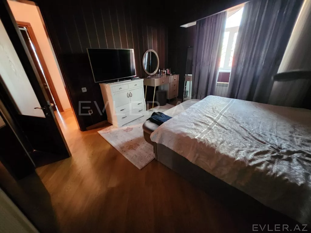 Satılır, həyət evi/villa