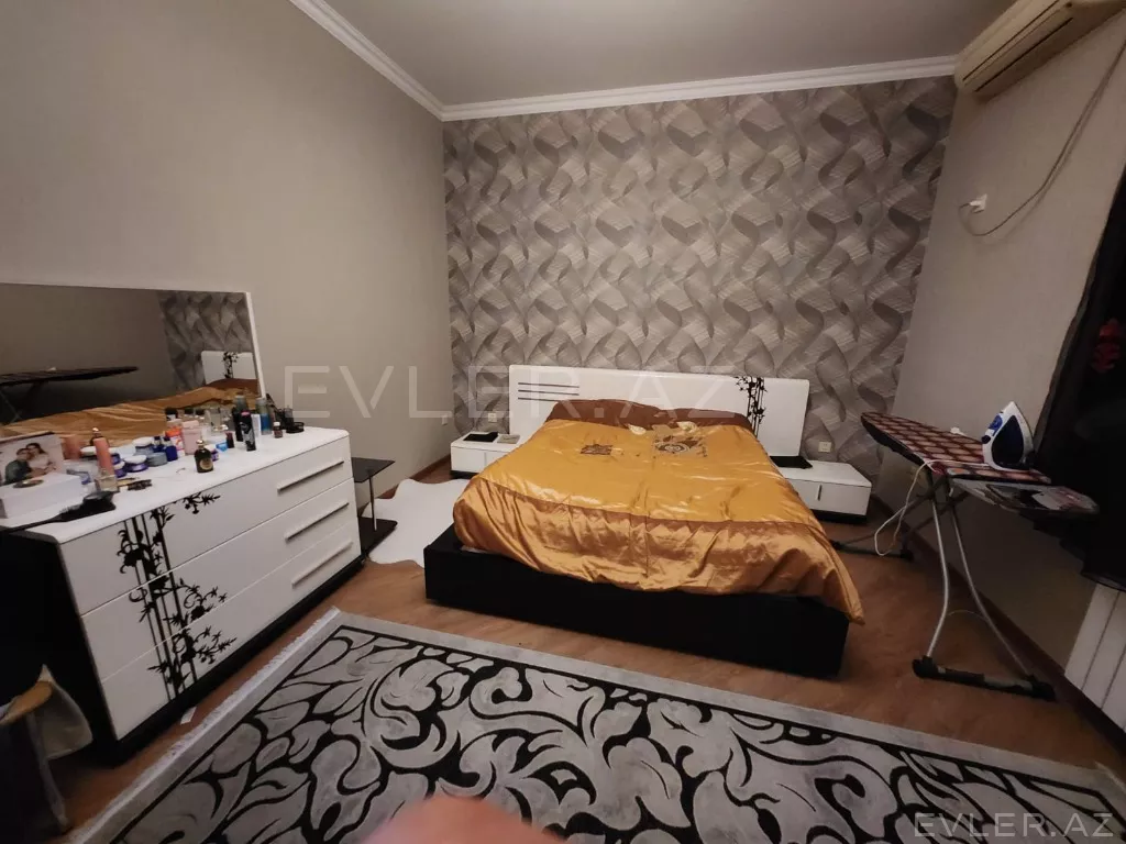 Satılır, həyət evi/villa
