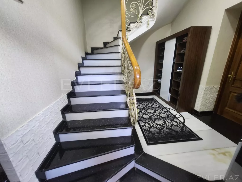Satılır, həyət evi/villa