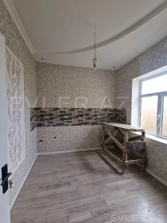 Satılır, həyət evi/villa