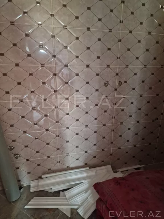 Satılır, həyət evi/villa