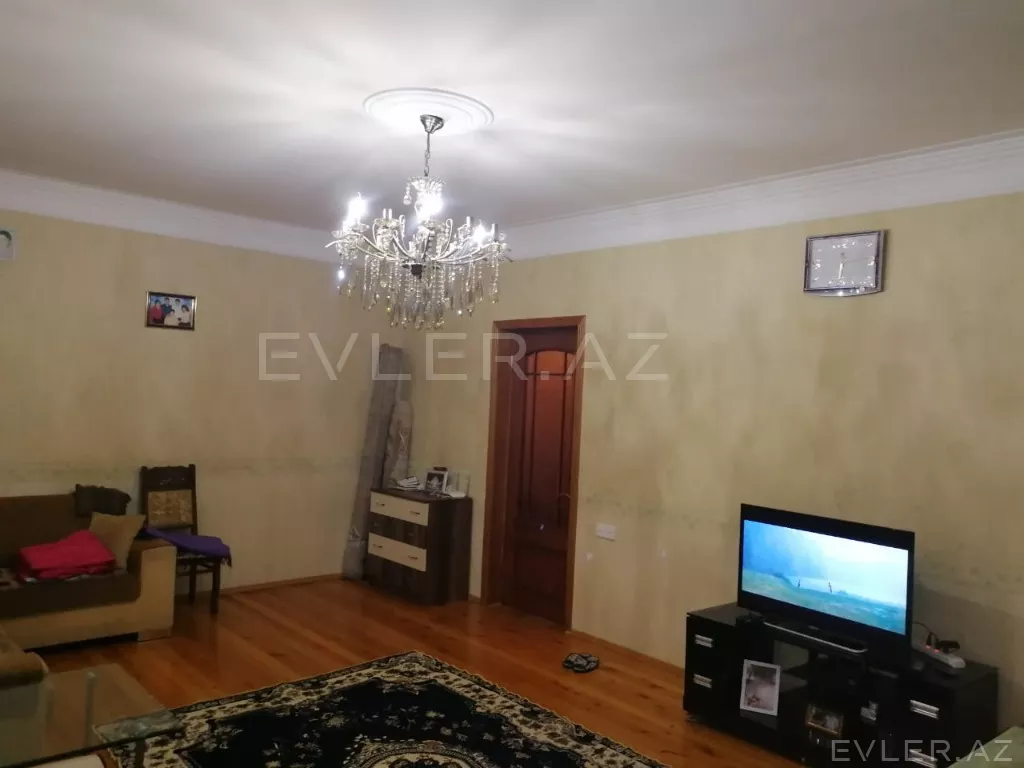 Satılır, həyət evi/villa