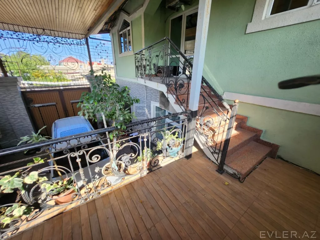 Satılır, həyət evi/villa