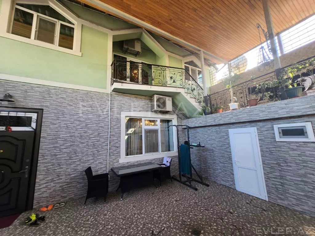 Satılır, həyət evi/villa