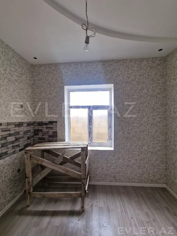 Satılır, həyət evi/villa