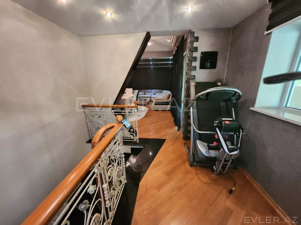 Satılır, həyət evi/villa