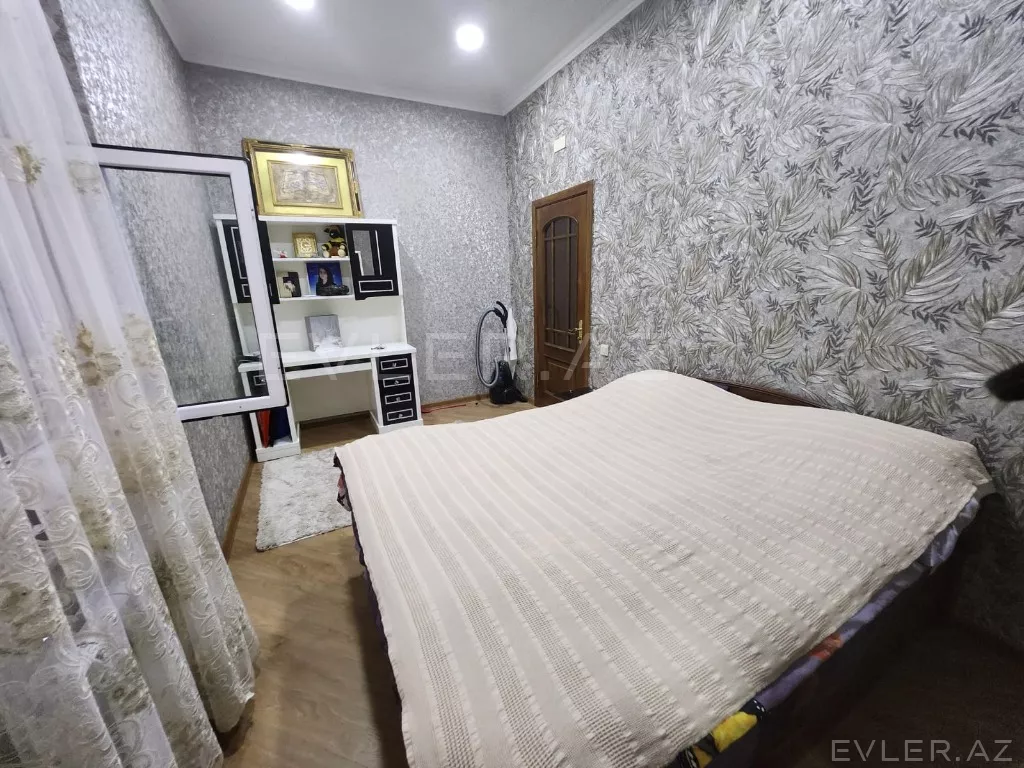 Satılır, həyət evi/villa
