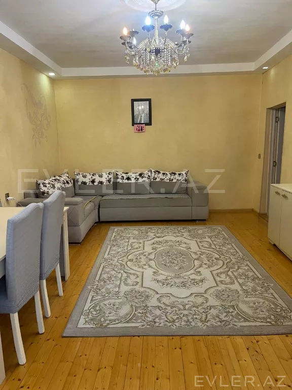 Satılır, həyət evi/villa