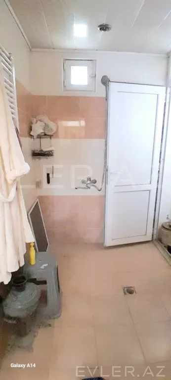 Satılır, həyət evi/villa