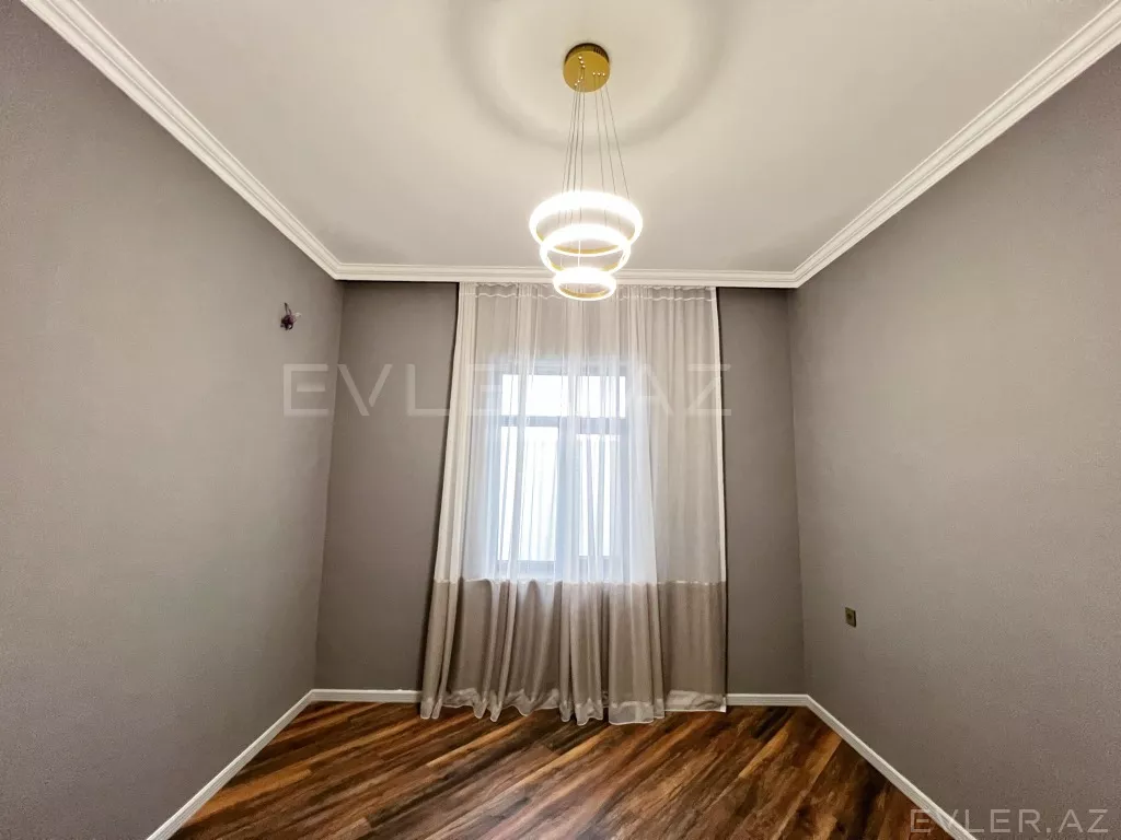 Satılır, həyət evi/villa
