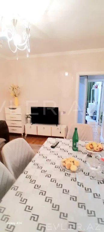 Satılır, həyət evi/villa