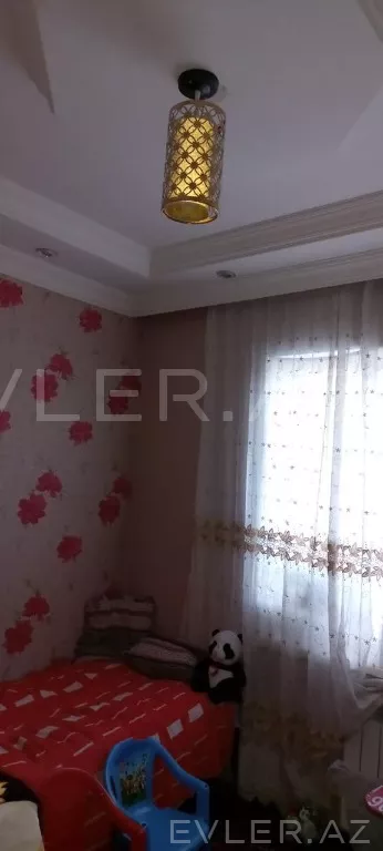 Satılır, köhnə tikili