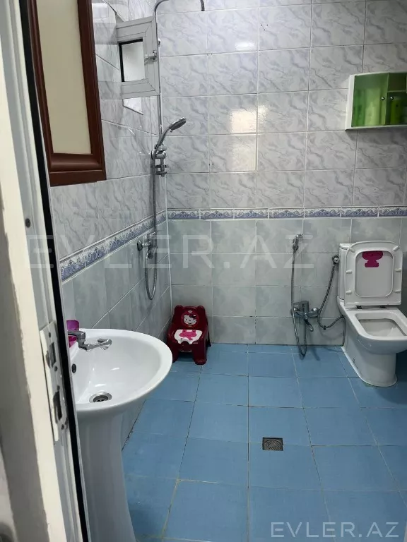 Satılır, həyət evi/villa