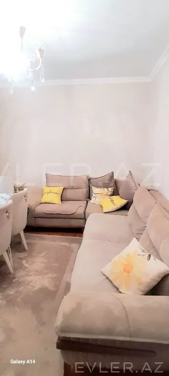 Satılır, həyət evi/villa