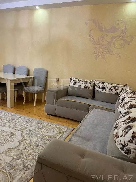 Satılır, həyət evi/villa