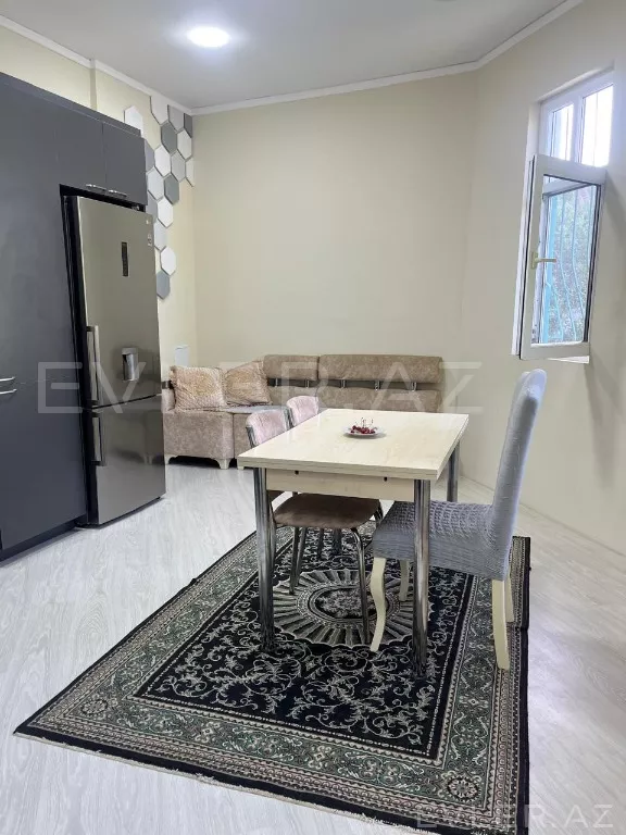 Satılır, həyət evi/villa