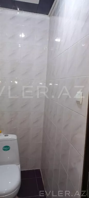 Satılır, köhnə tikili