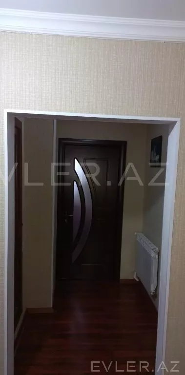 Satılır, köhnə tikili