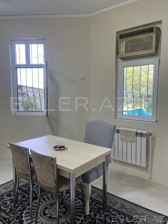 Satılır, həyət evi/villa