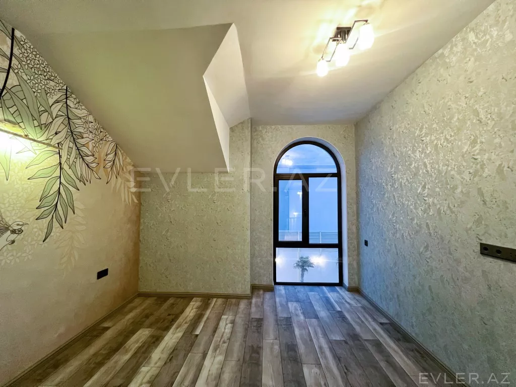 Satılır, həyət evi/villa