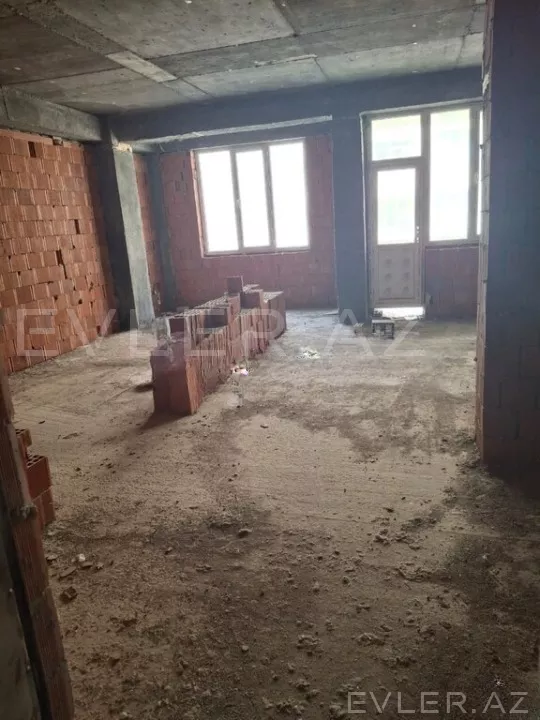 Satılır, yeni tikili